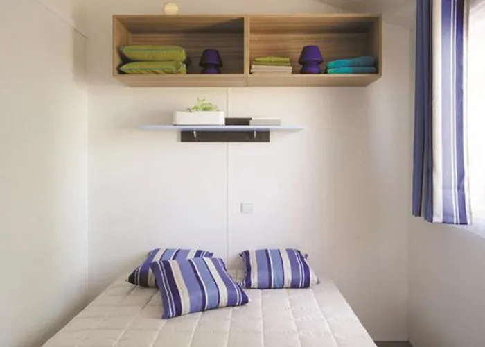 Κάμπινγκ Mobil-home Cosy Avec Terrasse A - Api-1-52-490 *